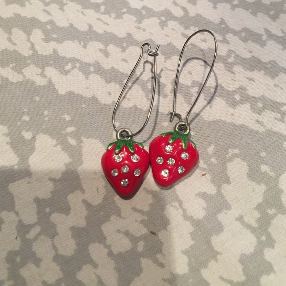Strawberry earrings! $6 add on with purchase