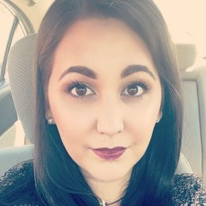 Meet your Posher, Christina