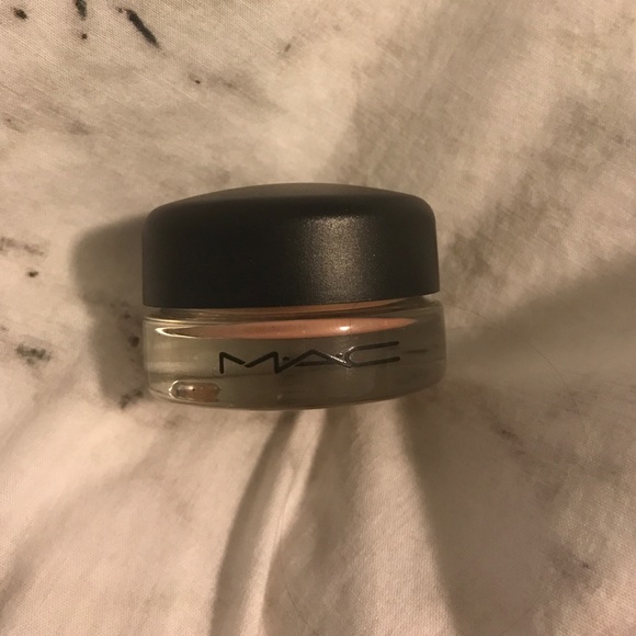 MAC Paintpot