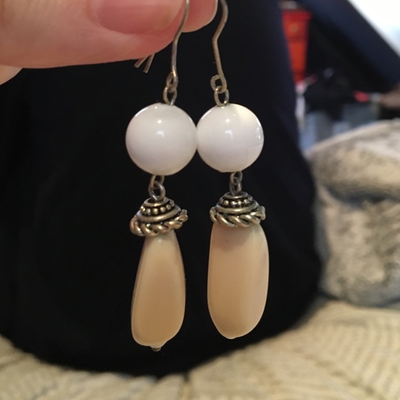 🌴Vintage costume earrings