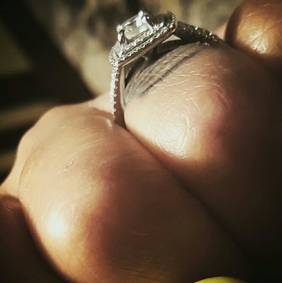 NEW ENGAGEMENT RING - Picture 2 of 2
