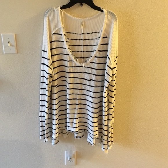 Oversized distressed free people top