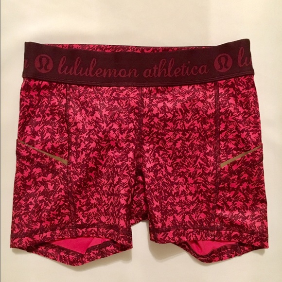 Lululemon Running Shorts 🏃🏽‍♀️ size 4
