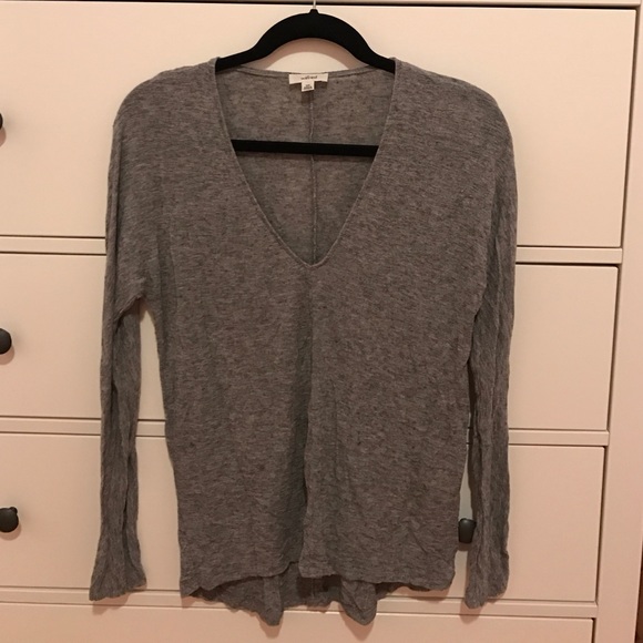 Aritzia Grey Long Sleeve Top