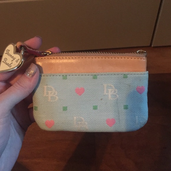 Dooney & Bourke wallet - Picture 1 of 2