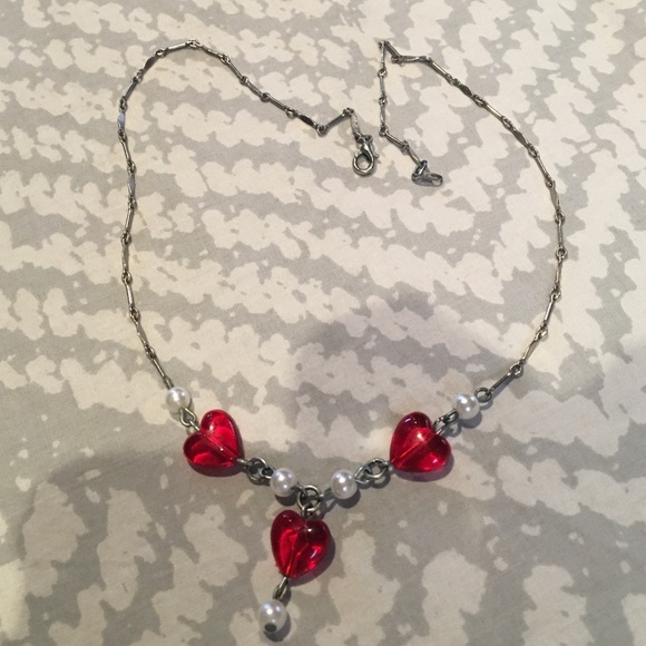 Girl's Valentine's Day necklace