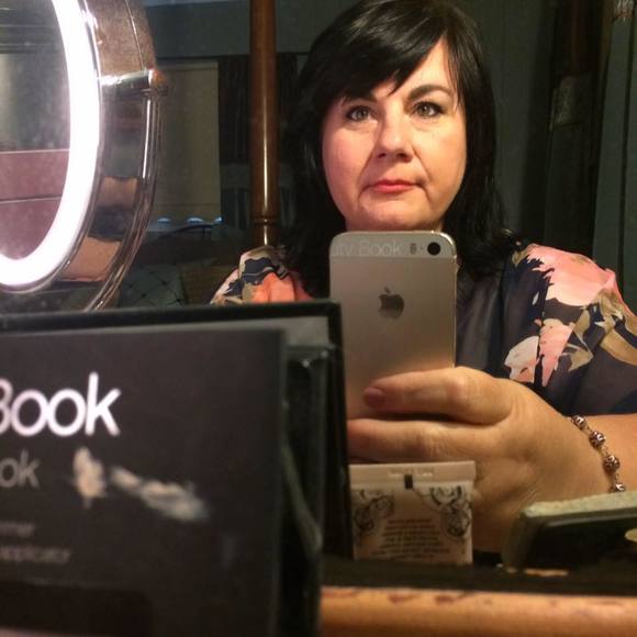 Meet your Posher, Lisa