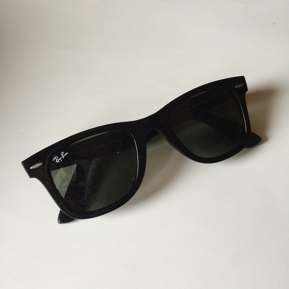 Rayban wayfarers