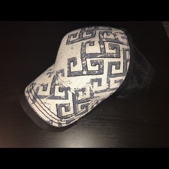 Super adorable Hat!