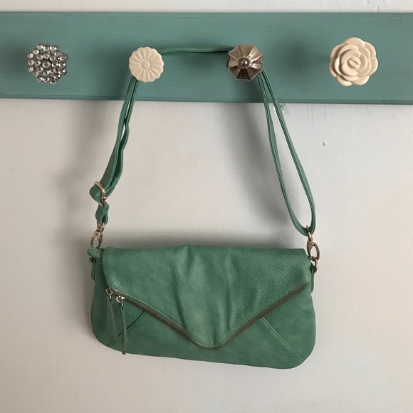 ‼️Street level clutch/cross body‼️
