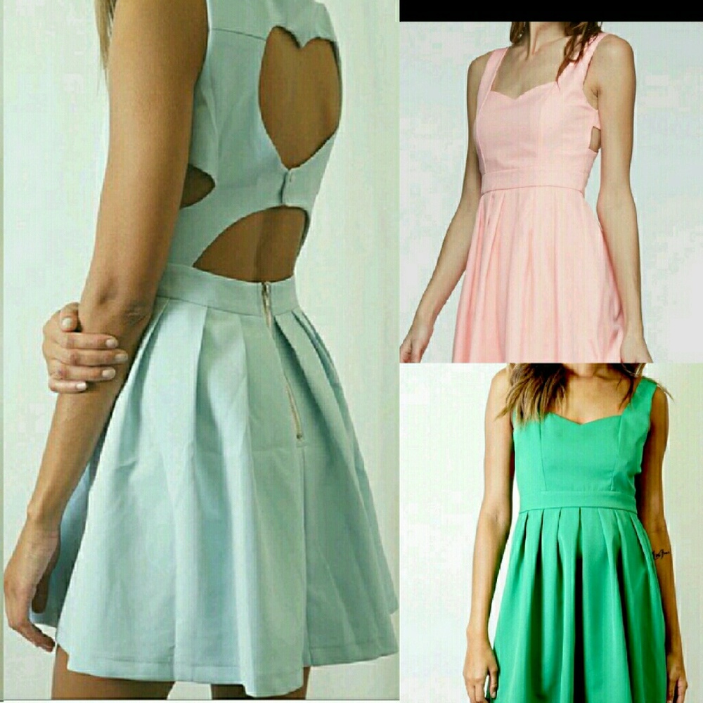 💙 Baby blue Classic Heart dress - Picture 4 of 4