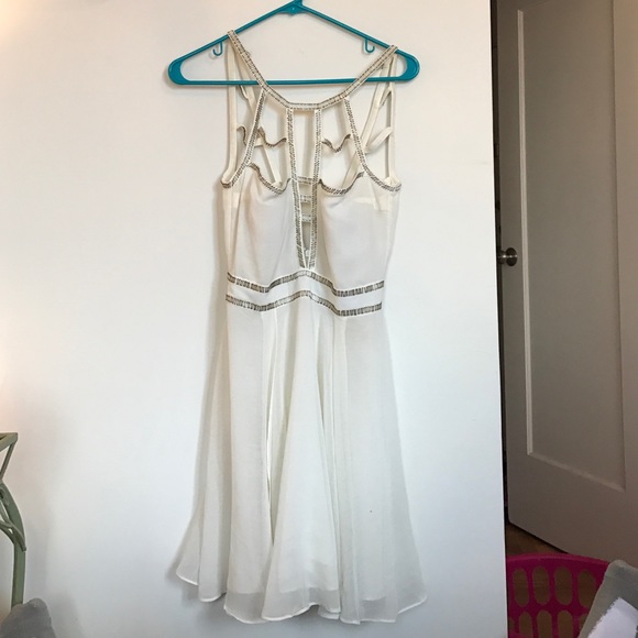 Chiffon backless dress