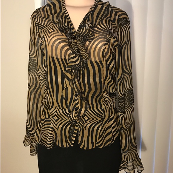 Antilia Femme V-Neck Ruffled Collar and Sleeves
