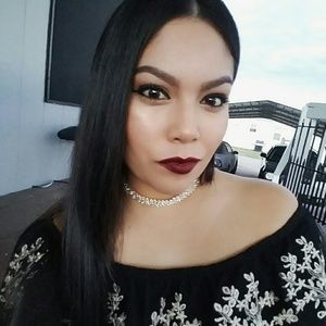 Meet your Posher, Adriana