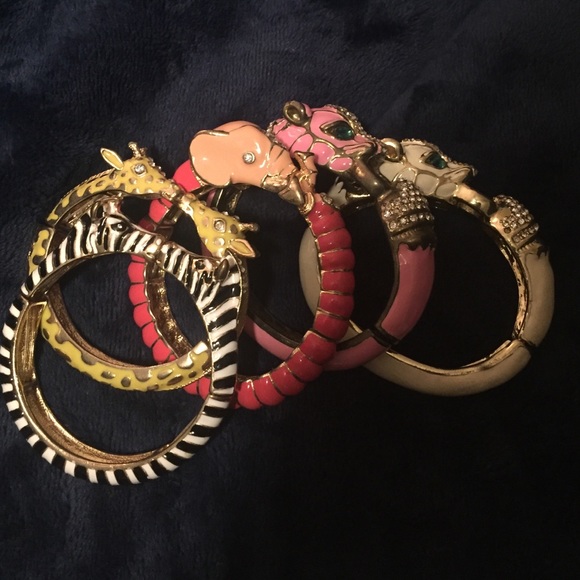5 Enamel Animal Stretch Bracelets