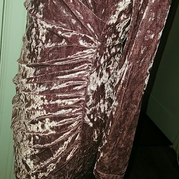 LAST 1! 🎉HP🎉 ~Sz Sm~ Pink Crushed velvet dress - Picture 3 of 4