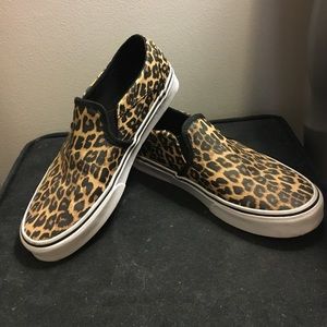 women's animal print vans