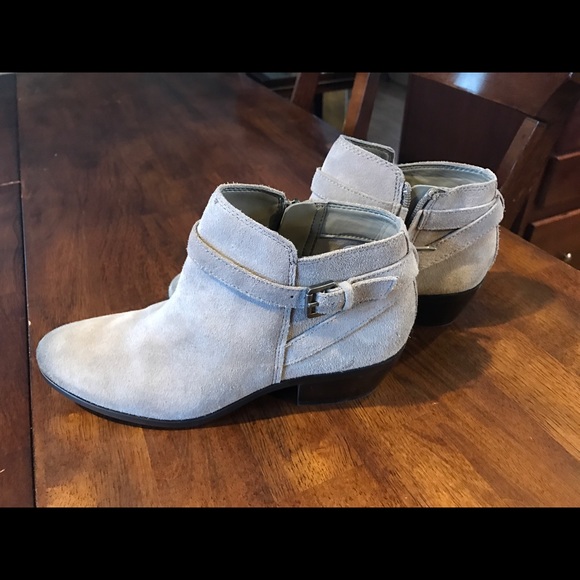 Sam Edelman Pirro Putty Ankle Booties