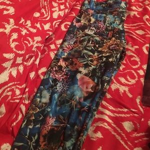 Onzie Capri work out leggings
