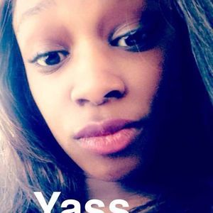 Meet your Posher, Makagbe