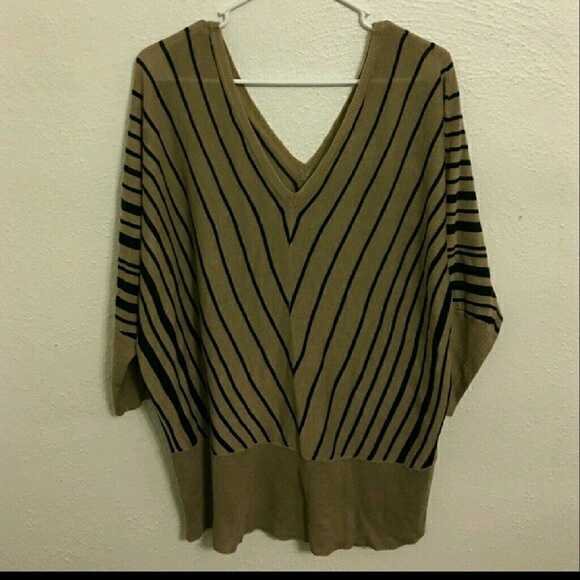 Nwot Cato light weight sweater