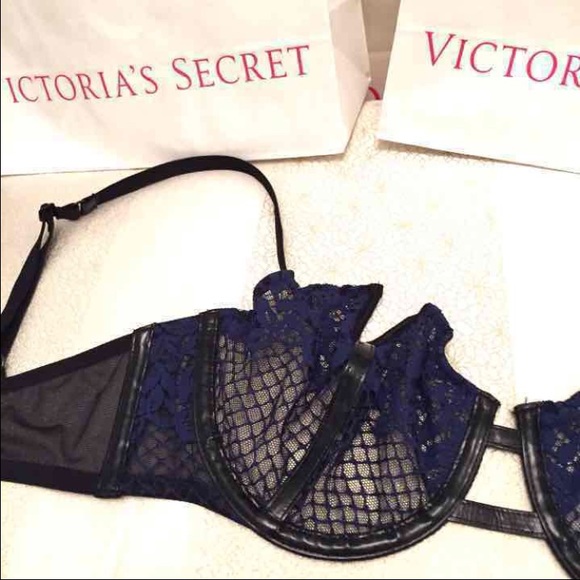 ❤️️sold❤️NWT Victoria's Secret 32DD bra - Picture 3 of 4