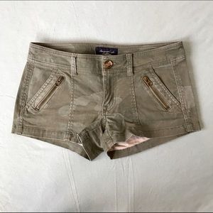American eagle camo shorties