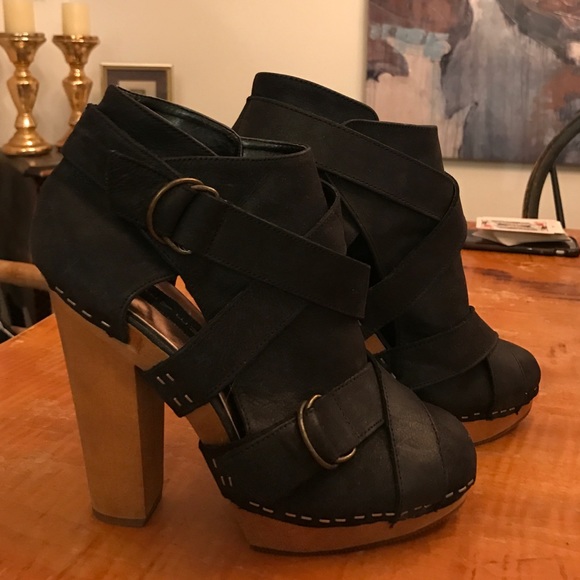 Steve Madden bootie - Picture 2 of 4