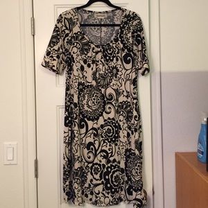 Patterned dress