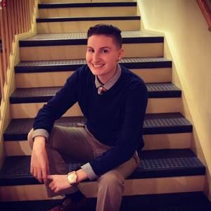 Meet your Posher, Ariana