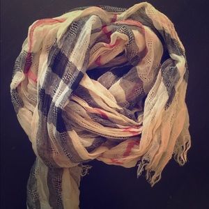 Plaid lightweight scarf