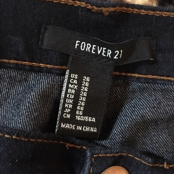 Jeans - Picture 3 of 4