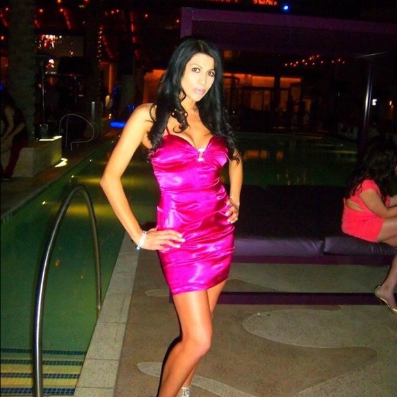 Silk Pink cocktail dress - Picture 2 of 3