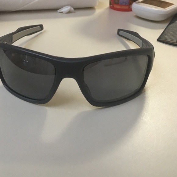 Sunglasses - Picture 4 of 4