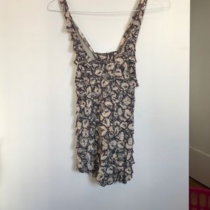 Ruffle tank top