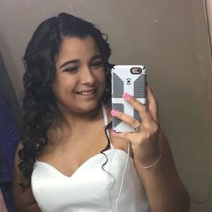 Meet your Posher, Yulissa