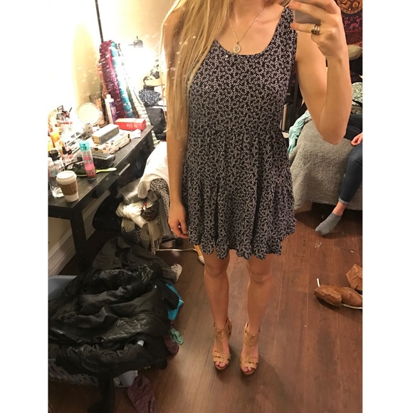 Blu-Pepper Vintage Dress - Picture 3 of 3