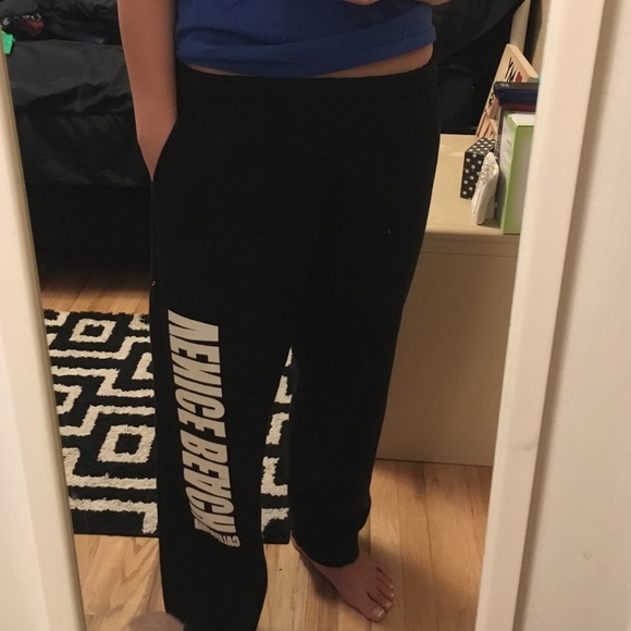 Sweatpants - Picture 2 of 3