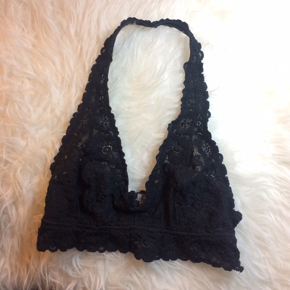 BLACK LACE BRALETTE BY AERIE