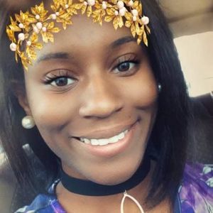 Meet your Posher, Jasmine