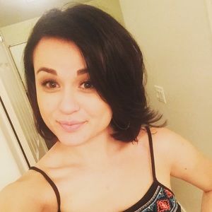 Meet your Posher, Toni