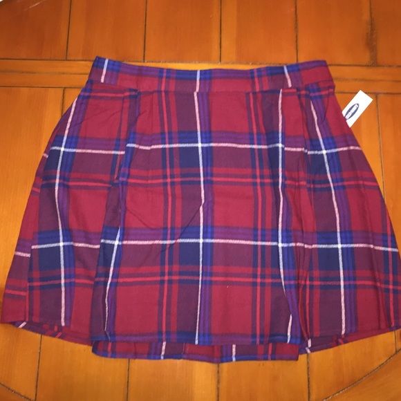 🍁🍂 Old Navy Plaid Skirt - NEW & GREAT FOR FALL!