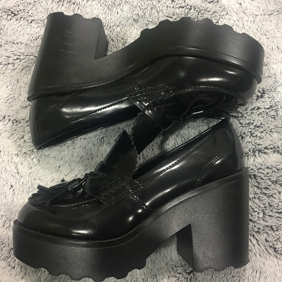 Mossimo Supply Chunky Platform Patent Loafers