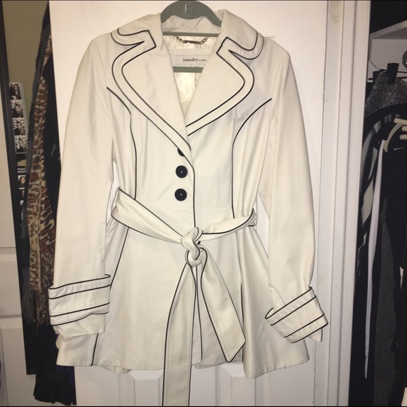 Laundry by Design white and black flare trench.