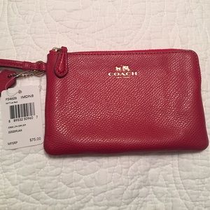 COACH Red Wristlet🍒
