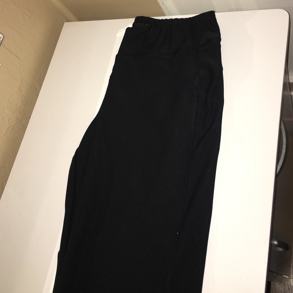 Work-out pants - Picture 2 of 2