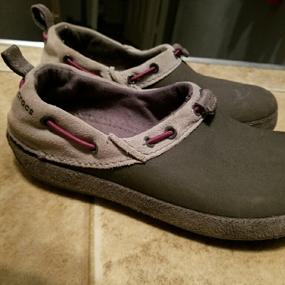 Crocs size 6 womens