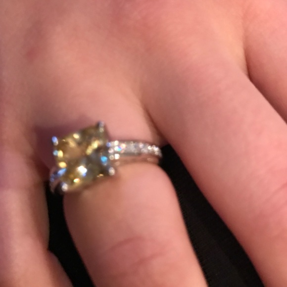 CZ RING - Picture 3 of 3