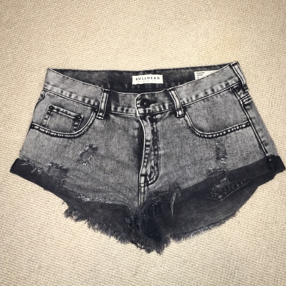 BULLHEAD BLACK DENIM SHORTS