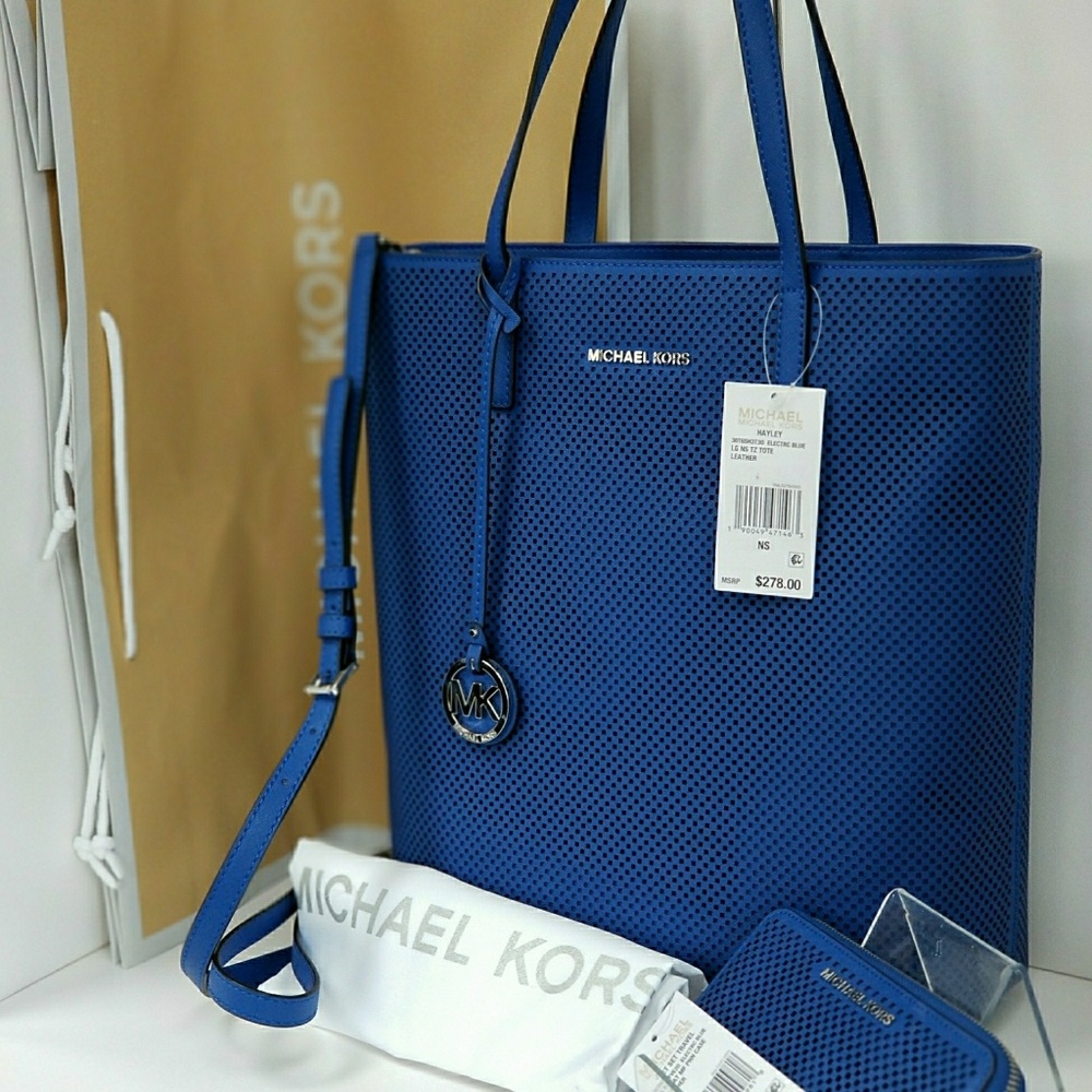 Michael Kors Hayley Lg Tote & Leather Wristlet - Picture 1 of 7
